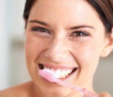 العناية بالأسنان تحميك من "مرض خطير"