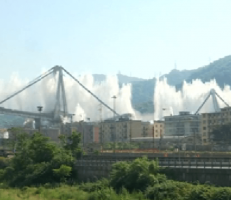"إيطاليا" تفجر جسر الكارثة