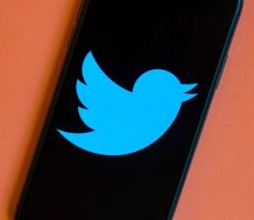 "تويتر تعترف" خلل في تكنولوجيا الإعلانات يكشف بيانات المستخدمين
