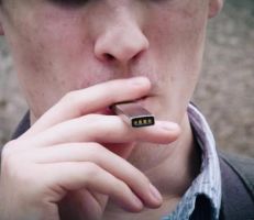 التدخين والسجائر الإلكترونية تزيد من مخاطر الإصابة بفيروس كورونا بحسب عمدة مدينة نيويورك