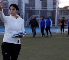 السورية مها جنود مدربة لمنتخب سيدات كرة قدم عمان