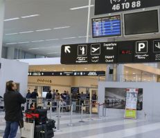 مطار بيروت الدولي يفرض رسوم مغادرة بالدولار على المسافرين