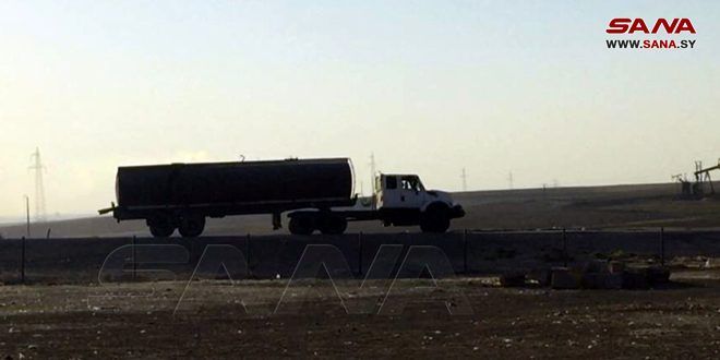القوات الأمريكية تسرق حمولة 89 صهريجاً من النفط السوري من حقول الجزيرة