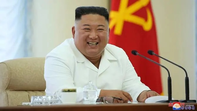 زعيم كوريا الشمالية يشدد على الاكتفاء الذاتي