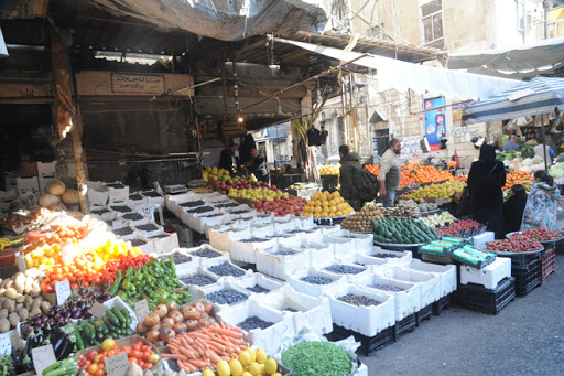كانت مؤجّرة منذ 12 سنة بأبخس الأثمان: السورية للتجارة تستردّ 14 محلاً في سوق الهال