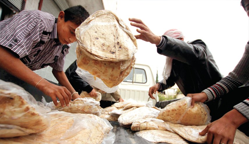 وزير التجارة يكشف عن  آلية جديدة لتوزيع الخبز في دمشق وريفها الأسبوع الحالي.. والزيت النباتي قريبا بنفس سعره